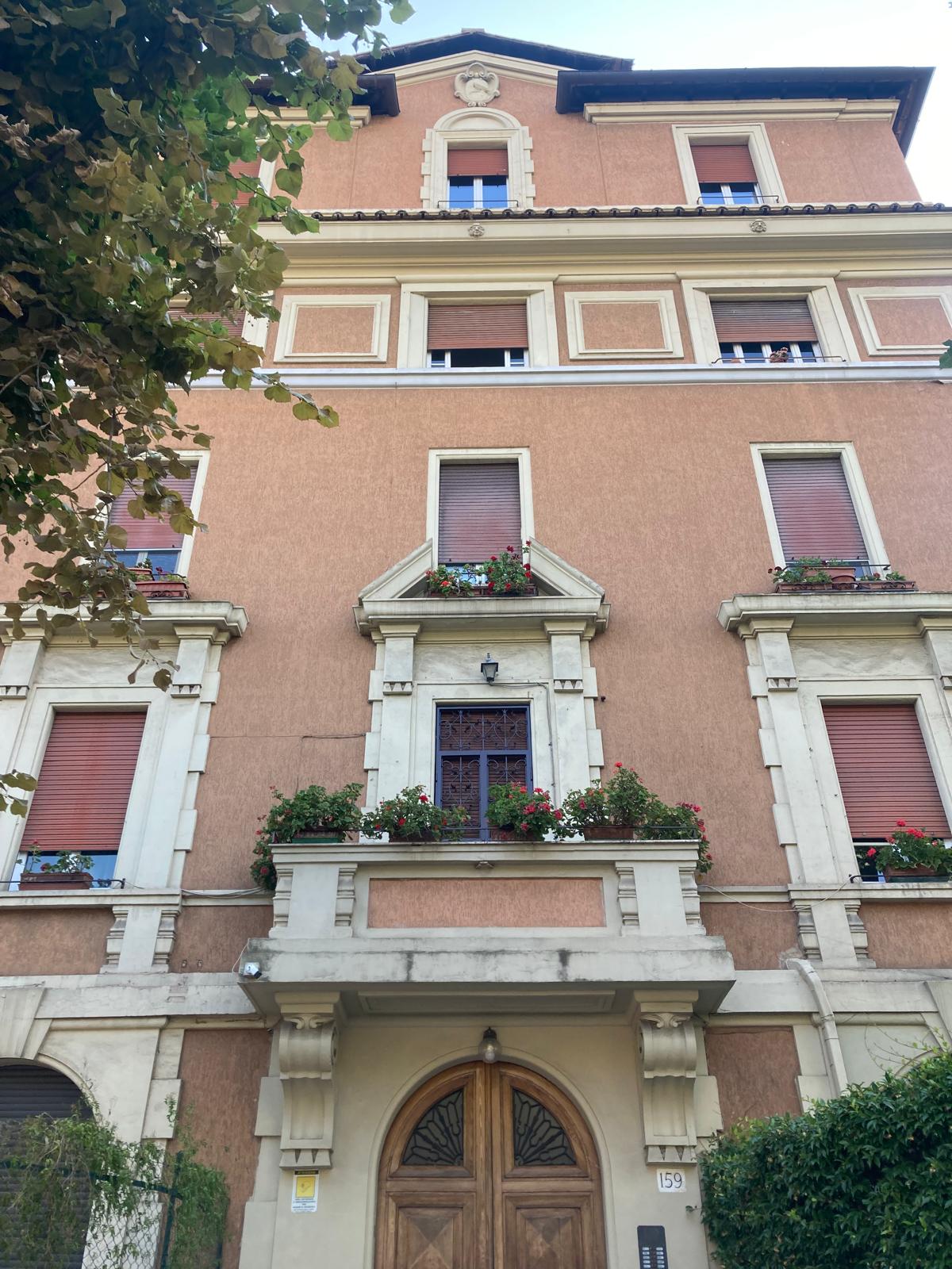 Monolocale in Viale delle Medaglie d'Oro, 159